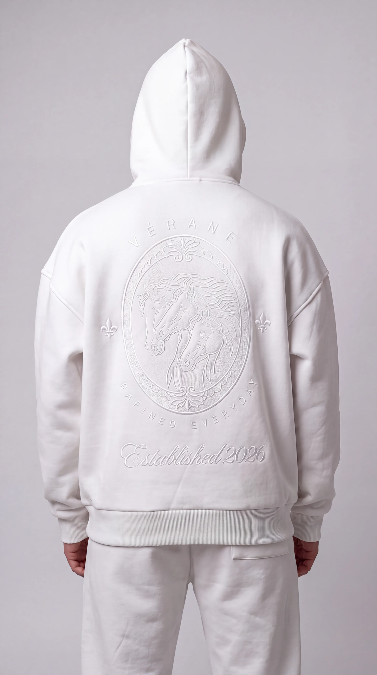 VÉRANE ÉQUESTRE Embroidered Hoodie White