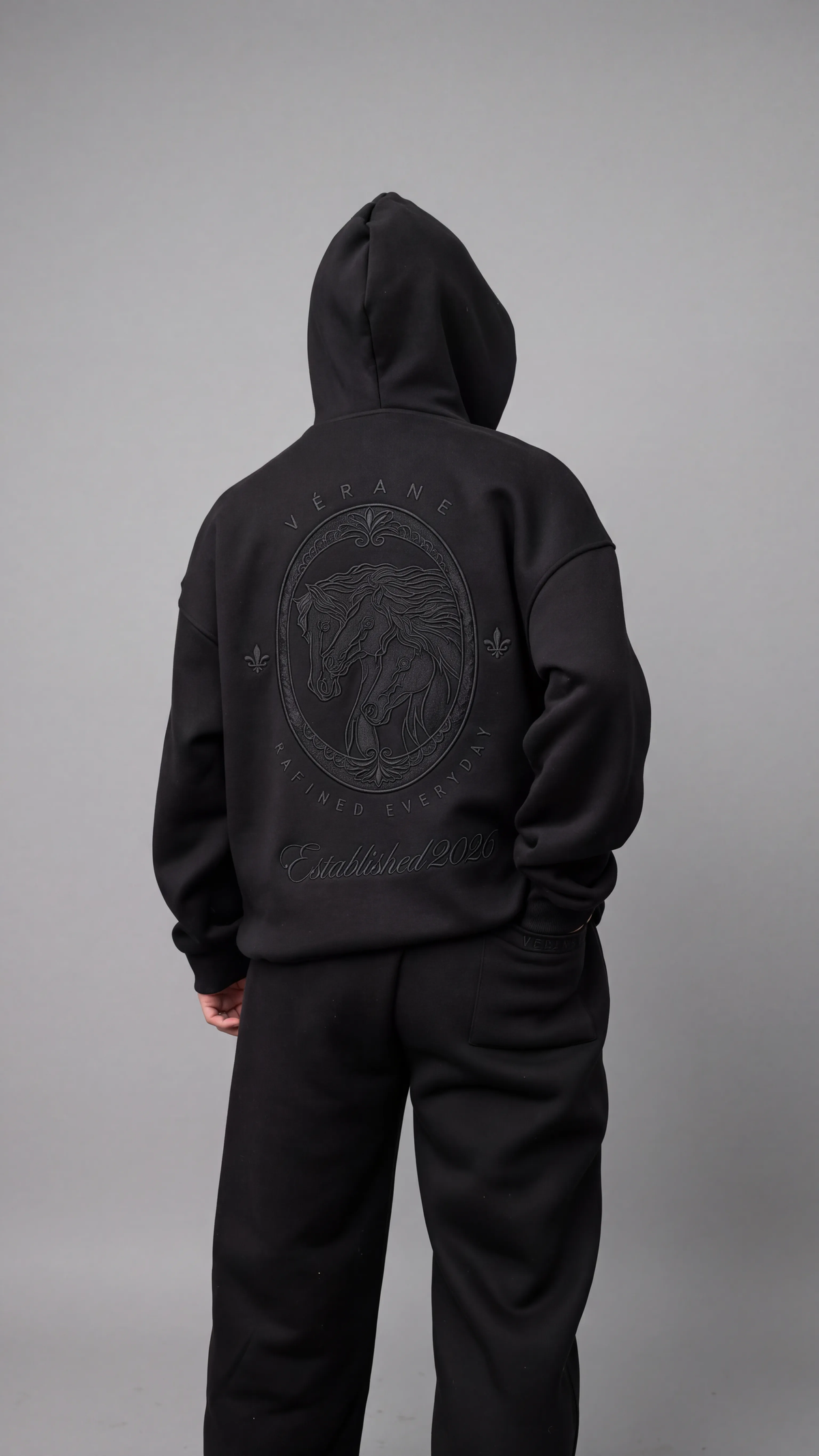 VÉRANE ÉQUESTRE Embroidered Hoodie Black